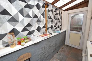 Lean-to- click for photo gallery